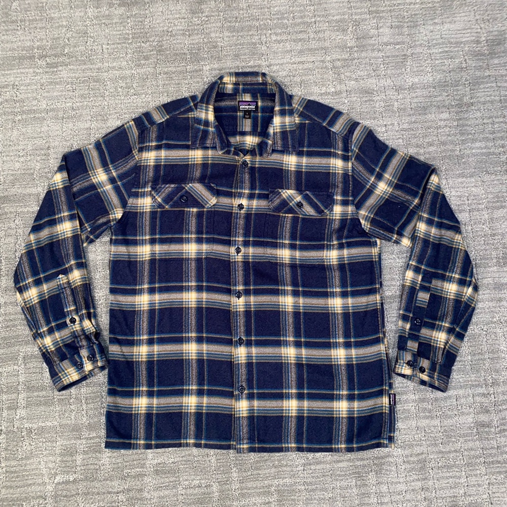 Patagonia Flannel Mens Large Blue and Yellow